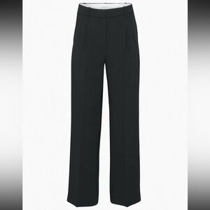 Aritzia The Effortless Pants